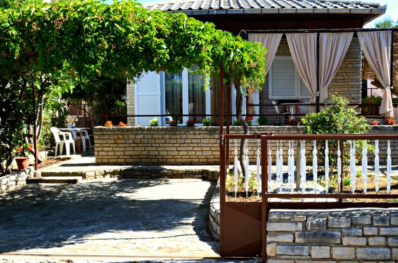 וודיצה Holiday Home Gveric מראה חיצוני תמונה